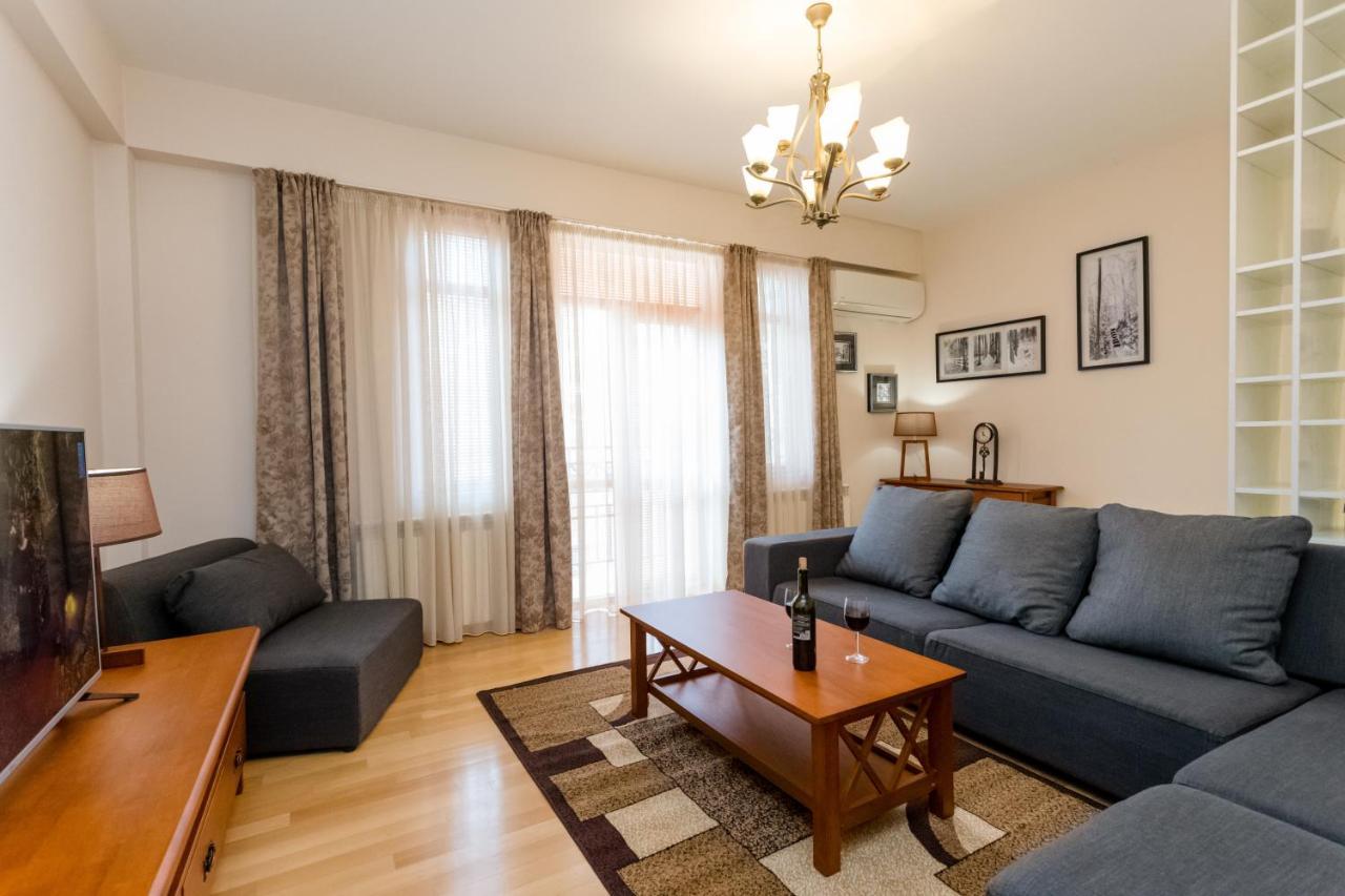 Serviced Apartment On Rustaveli Avenue 16 Τυφλίδα Εξωτερικό φωτογραφία